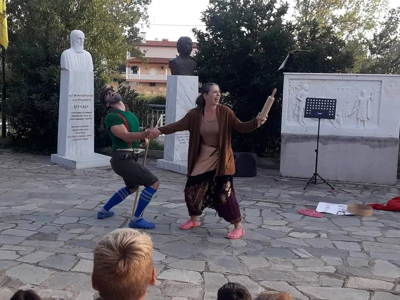 Εικόνα από τις Παραμυθομαχίες.